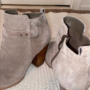 heel mini boots